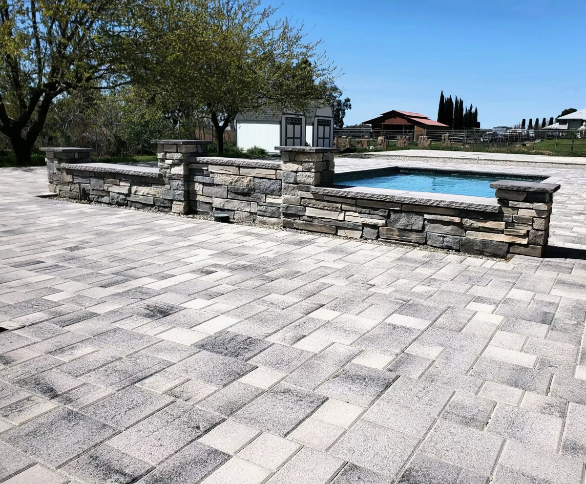 Umbriano Greystone